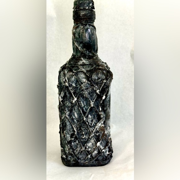 Buccaneer Decoupage Glass Bottle - Picture 3 of 9